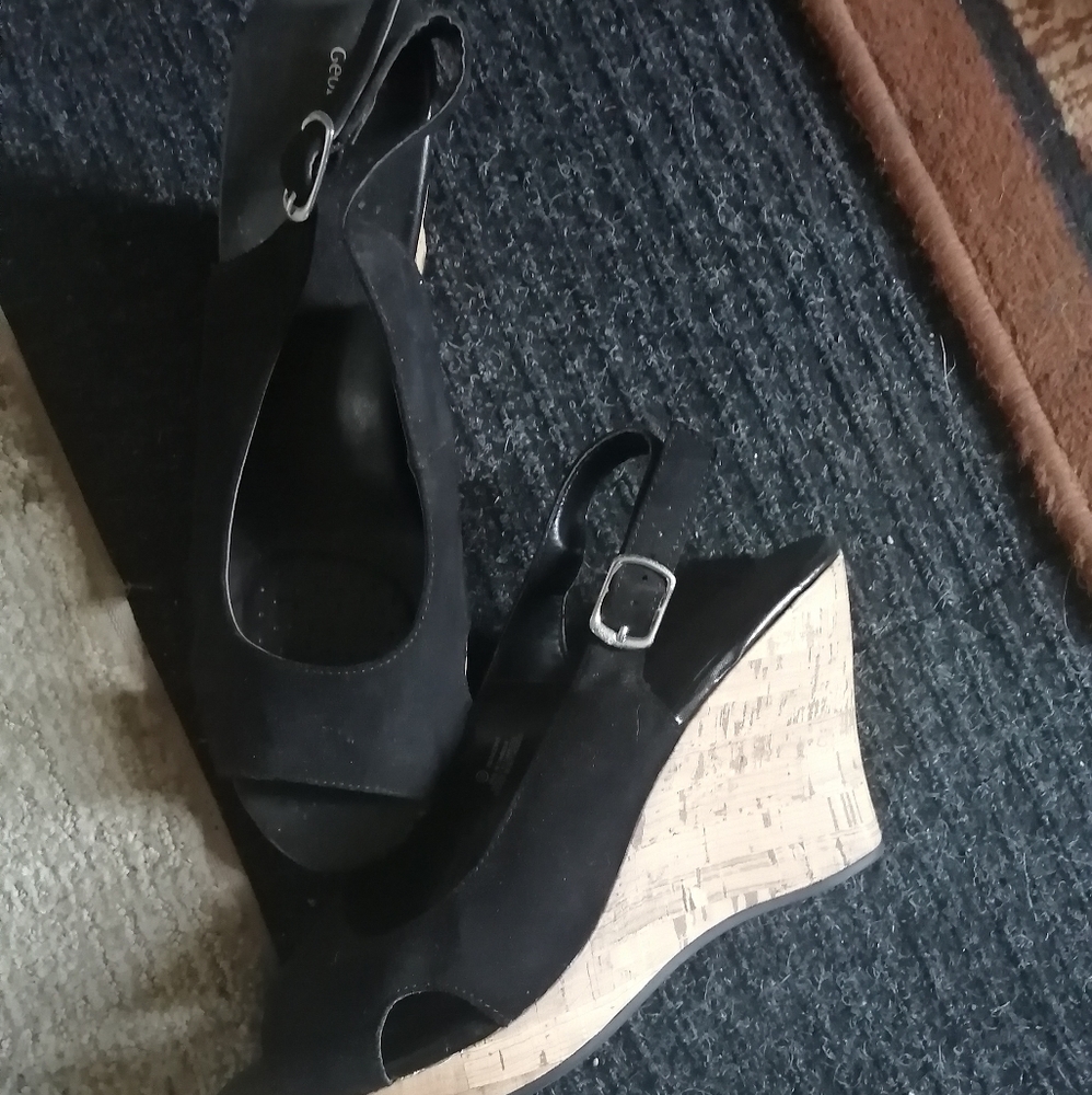 Wedges - Picture 3 of 4